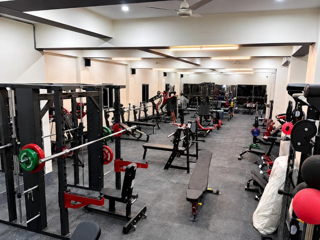 Power Racks, Free Weight Barbells & Conditioning Zone